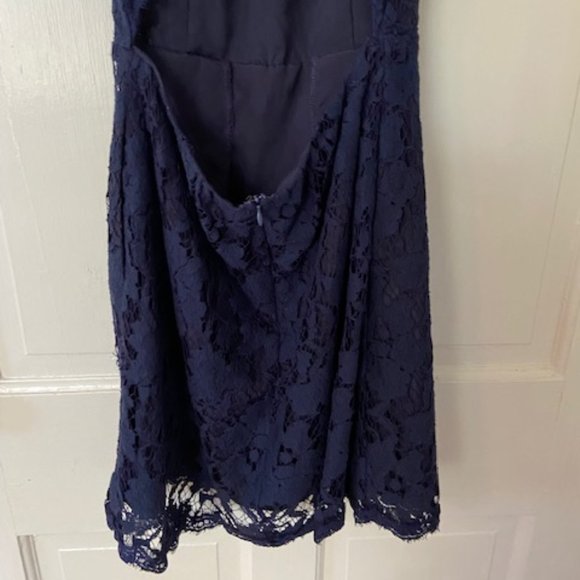 Signatures Navy Lace Dress Size Small - Picture 5 of 5